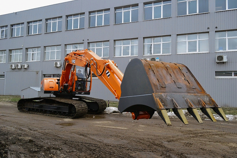 экскаватор UMG